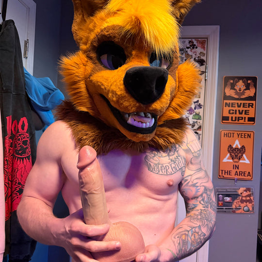 HIMBOHYENA - Replica Dildo