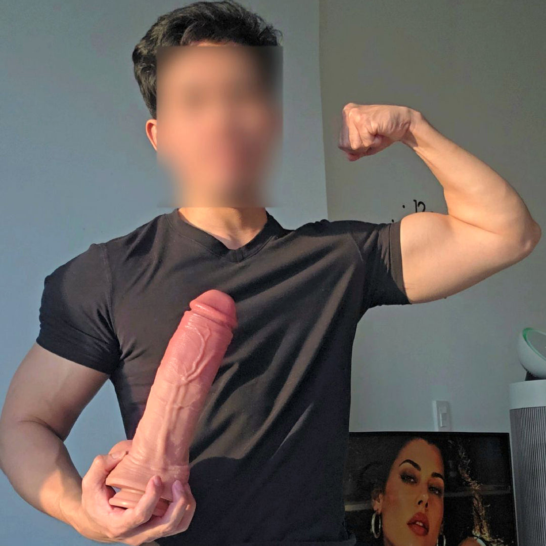 Johneass - Replica Dildo